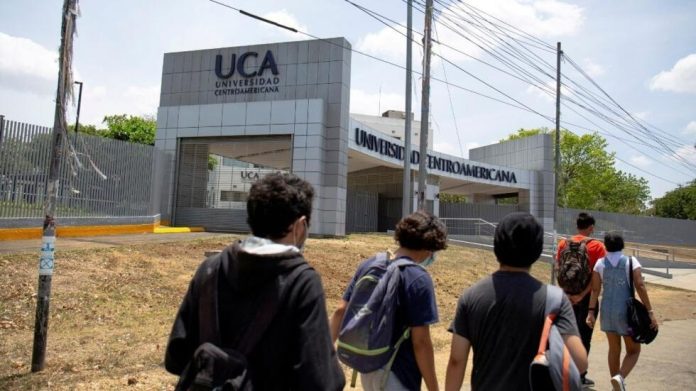 El Alto Comisionado de Naciones Unidas para los Derechos Humanos se pronunció en contra de la confiscación de la Universidad Centroamericana en Nicaragua.