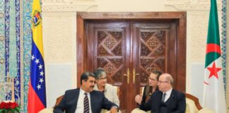 Maduro ahora visita Argelia