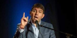 ¿A quién va dirigido el programa de Carlos Prosperi?