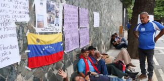 Cinco jubilados de Pdvsa se declaran en huelga de hambre