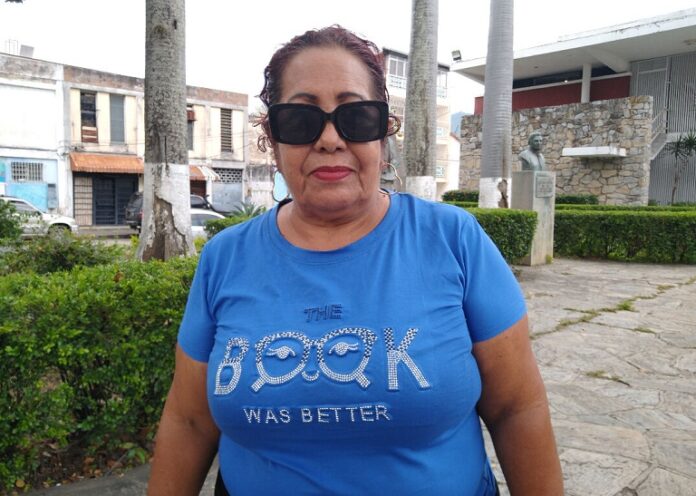Alba Morales, del comité de DDHH para la Defensa de los Pensionados, Jubilados, Adultos mayores y Personas con Discapacidad