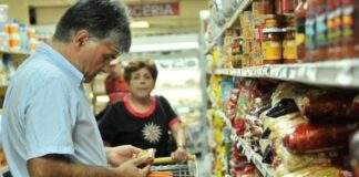 “El grueso del gasto de los venezolanos está en alimentos”