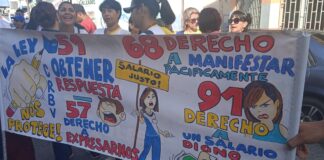 los docentes protestando