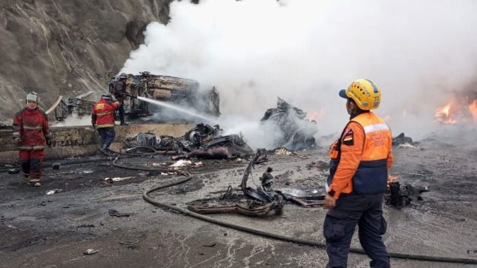 Accidente en la autopista Petare-Guarenas