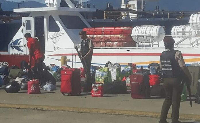 regresan migrantes venezolanos al país que estaban en Trinidad y Tobago