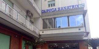Trabajadores de Clínica Sanatrix en Caracas exigen mejores salarios