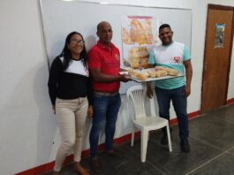 Participantes de educación media técnica en Fe y Alegría EduComunicación en el estado Sucre defendieron sus proyectos de emprendimiento.