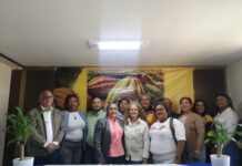 Miembros de la Fundación Ambientalista Alejandro de Humboldt anunciaron el Salón Gran Cacao Bolívar 2024 en Ciudad Bolívar del 16 al 19 de mayo de 2024.