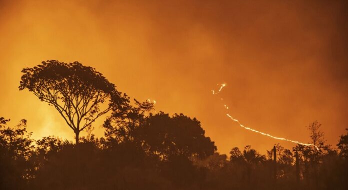 Incendio en Canaima