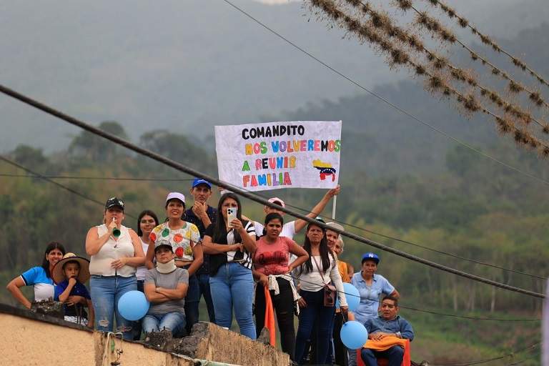 Comanditos Comanditos con Venezuela