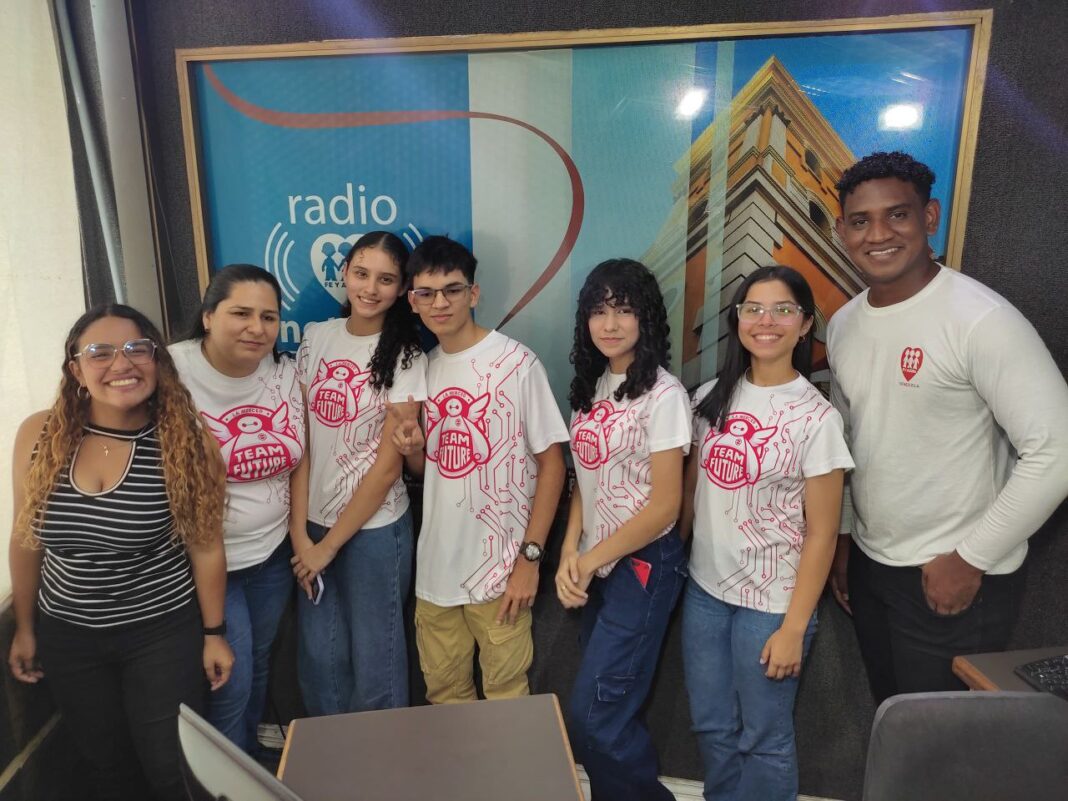 Jóvenes del colegio La Merced de Maracaibo
