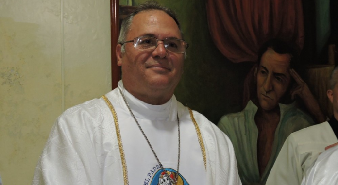 Pablo Modesto González, obispo de la diócesis de guasdualito
