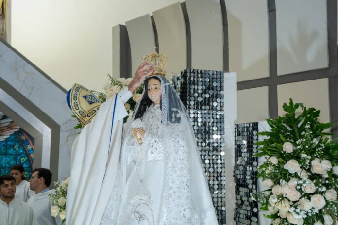 Coronación de la Virgen del Valle en Cumaná