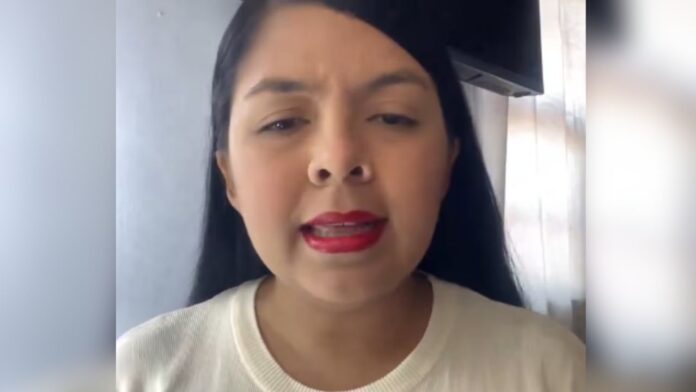 María Oropeza