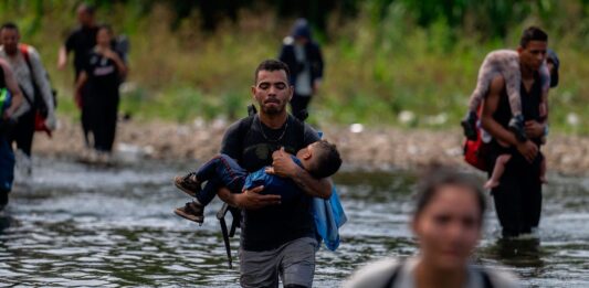 Human Right Watch - migrantes - gettyimages-1683903643