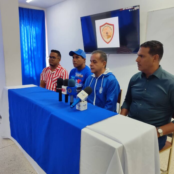 Directivos de la Asociación de Baloncesto de Sucre