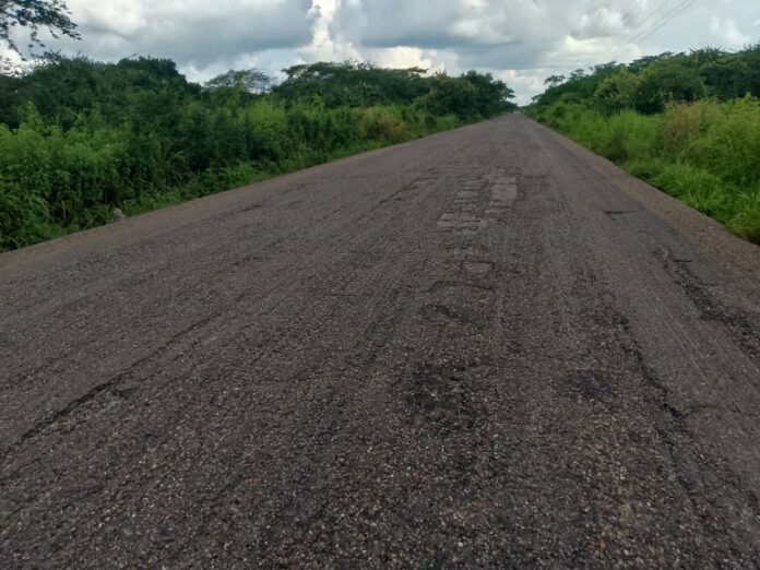 Carreteras en mal estado en el país