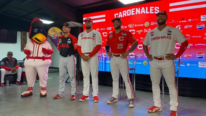 Uniforme oficial para la novena crepuscular temporada 24-25