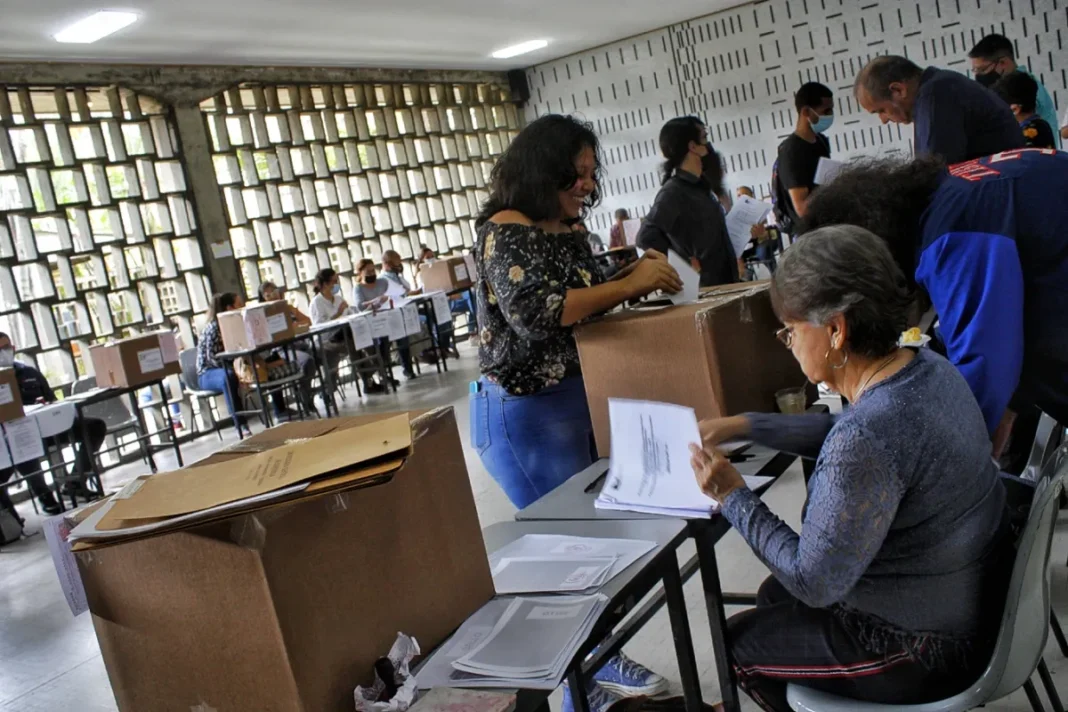 UCV