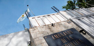 Asilados en la embajada de Argentina en Caracas