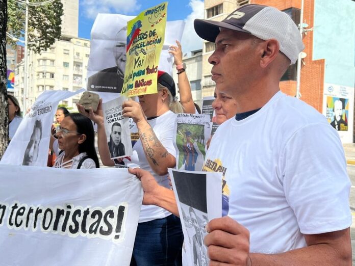 Familiares piden ley de amnistía general