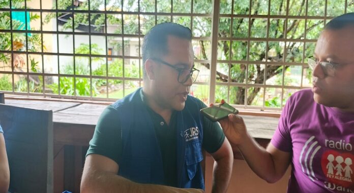 P. Edgar Magallanes sj, venezolanos deportados desde EEUU