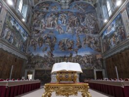 La Capilla Sixtina está lista para recibir a los 133 cardenales electores en el cónclave de la Iglesia católica