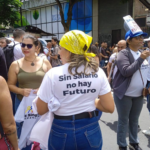 rechazo al aumento del bono de guerra