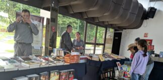 Libros usados cobran vida en la ruta hacia la Filuc en Carabobo