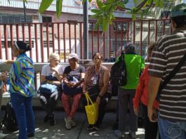 Jubilados del Inces protestaron por migración de cuentas bancarias