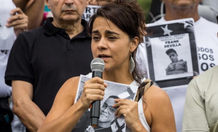 ONG venezolanas denuncian detención de activista que apoyó a madres agredidas en vigilia