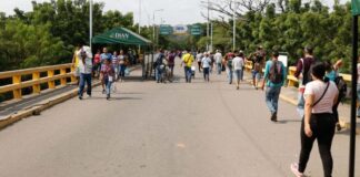 Hasta 150 personas cruzan diariamente la frontera del Táchira hacia Colombia