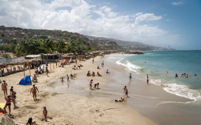 playa-1536x1024-aad0bd