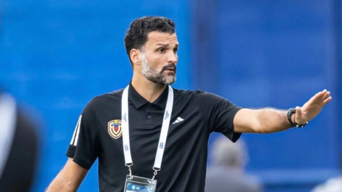 Oswaldo Vizcarrondo inicia su interinato.