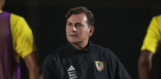 Jhonny Ferreira: el nuevo director técnico que asumió la Sub-15 de Venezuela Jhonny Ferreira, es el n uevo director técnico de la Vinotinto sub-15.