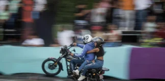 Practicar motopiruetas en las calles aumenta el riesgo de fracturas graves y amputaciones