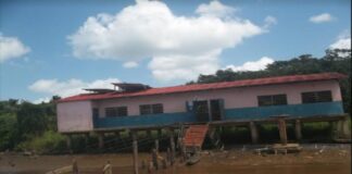 Denuncian que el deterioro escolar amenaza la educación en comunidades fluviales de Delta Amacuro