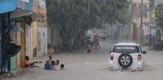 Afectaciones del huracán Melissa en un poblado de Haití
