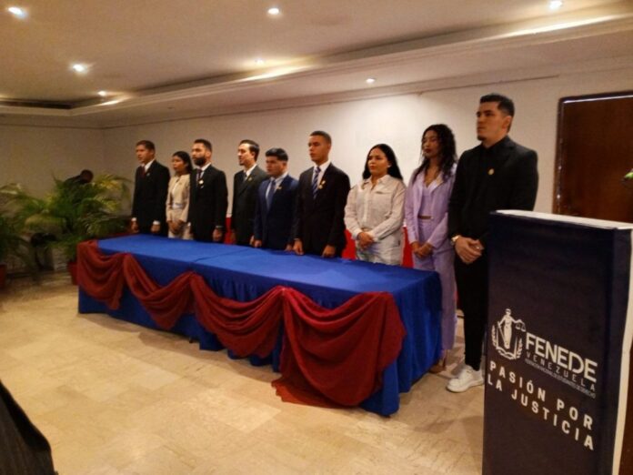 Estudiantes Estudiantes