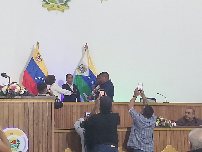 Juramentación de la presidenta del Consejo Legislativo Apure