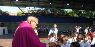 Realizan imposición de ceniza en templos y escuelas católicas de San Juan de los Morros