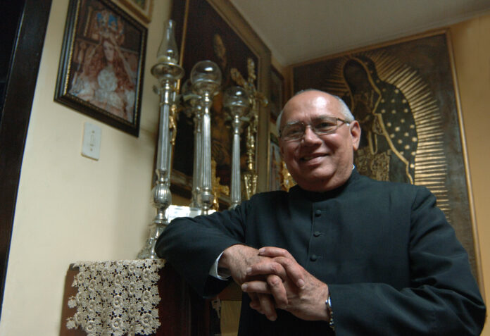 HM-ELEUTERIO-CUEVAS-PARROCO-DE-LA-BASILICA-FOTO.HUMBERTO-MATHEUS3-1