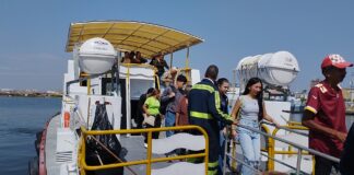 Marabinos agotan boletos para la Isla de San Carlos en el Terminal Lacustre durante carnaval