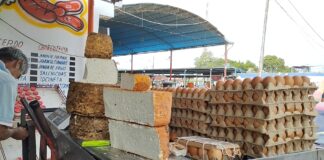 Caen ventas de queso y huevos en la Curva de Molina en Maracaibo