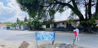 En Santa Eduviges de Barquisimeto piden asfaltado tras reparación de bote de aguas blancas