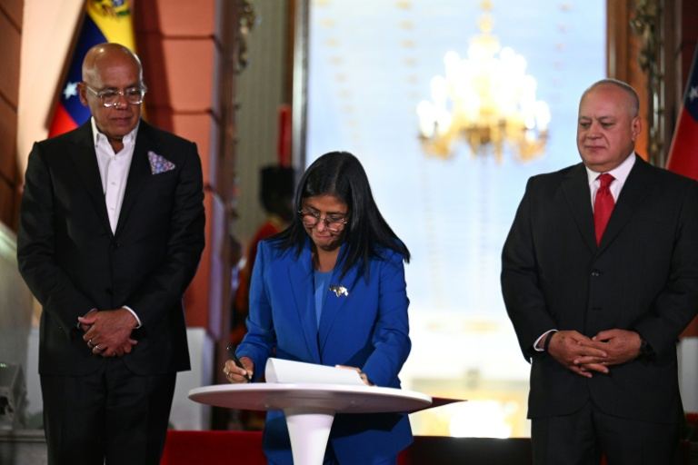 Firma ley de amnistía Ley de amnistía