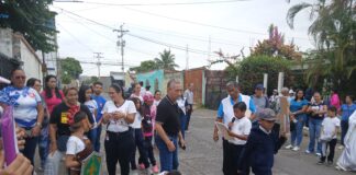 Colegio Ángel de la Guarda en Guárico realizó su tradicional viacrucis institucional