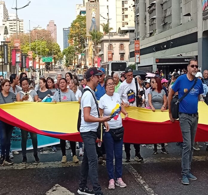Marcha trabajadores en Caracas