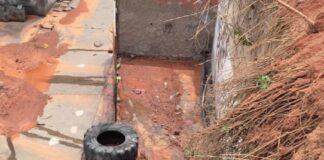 Rotura de tubo inundó a un colegio de Fe y Alegría en Caracas