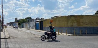 Vecinos de Caja de Agua en Barquisimeto denuncian el deterioro de las vías Deterioro de asfaltado en la carrera 14 entre 50 y 51.